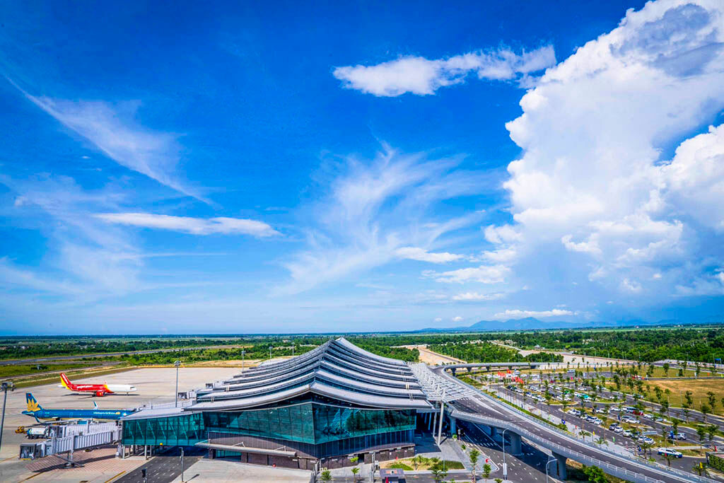Start your visa-prepared journey with Vietnam’s vibrant glow